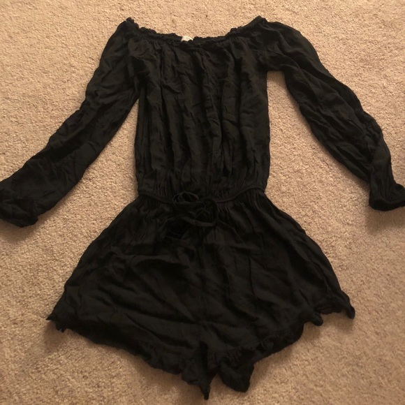 2/$15 • BRANDY MELVILLE ROMPER - Picture 5 of 8